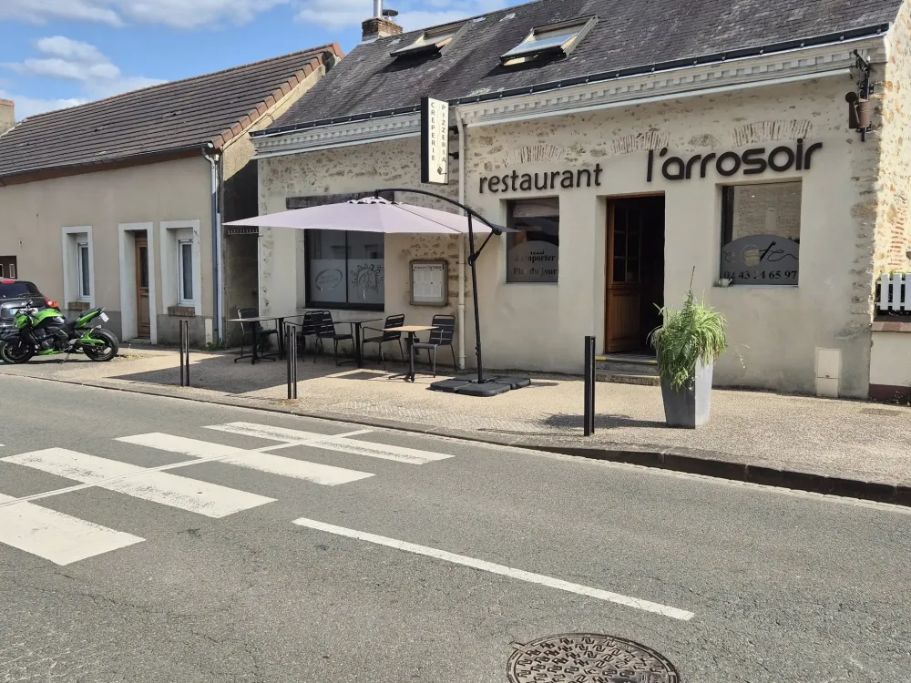 Restaurant terrasse à Savigné l'Evêque